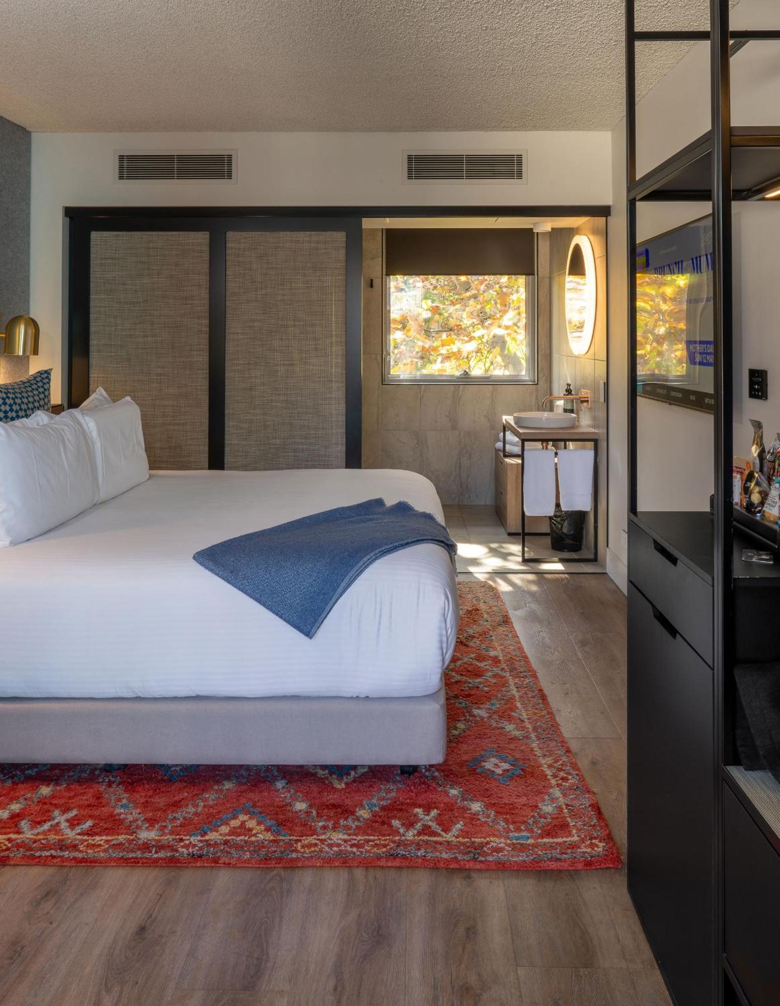 Zagame'S House Hotel Melbourne Exterior photo A guest room at the Hotel Zags