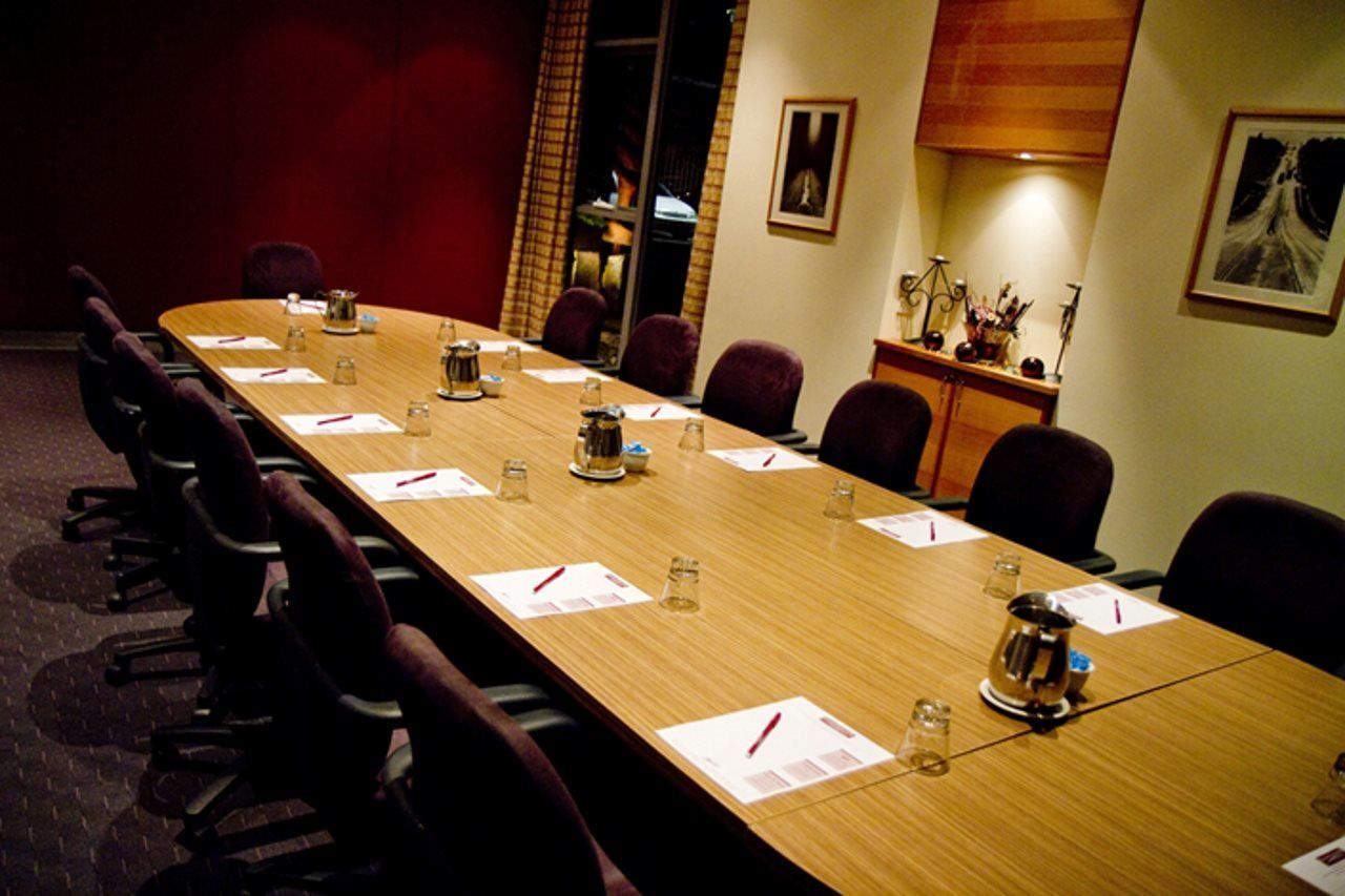 Zagame'S House Hotel Melbourne Exterior photo A boardroom