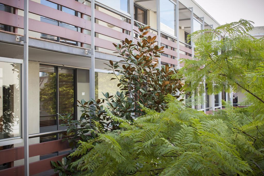 Zagame'S House Hotel Melbourne Exterior photo The University of Adelaide's Bonython Campus