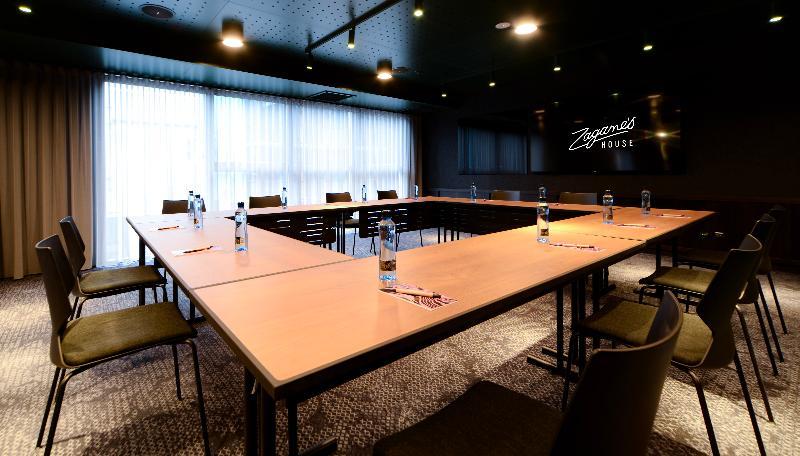 Zagame'S House Hotel Melbourne Exterior photo Meeting room